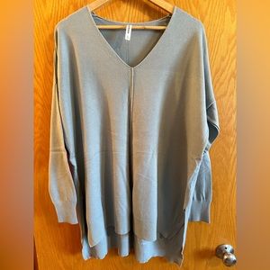 NWOT Zenana Premium Sweater Large